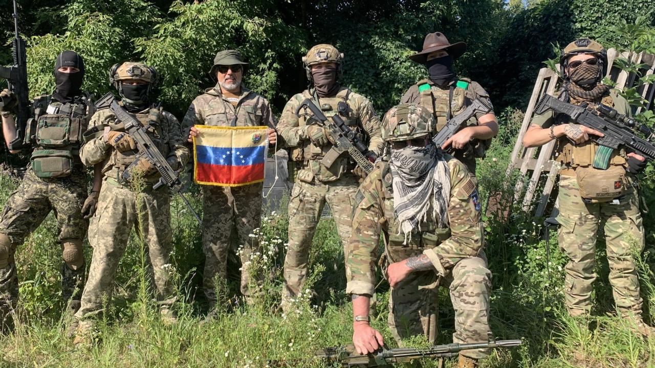 Combatientes del batallón Simón Bolívar en Ucrania.