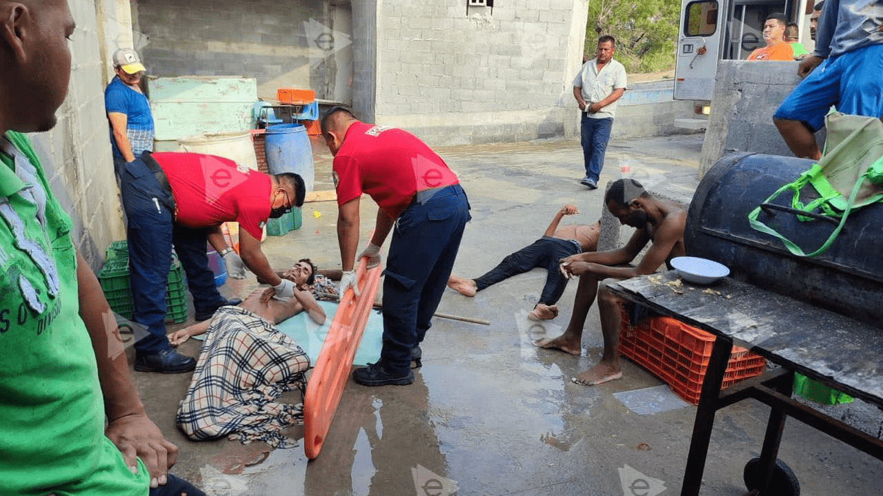 Tres de los balseros cubanos rescatados.