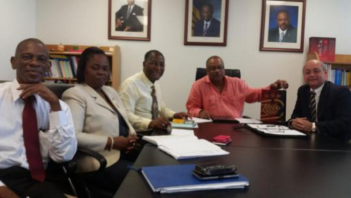 Visita del ministro de Salud de Barbados a La Habana, en octubre. 