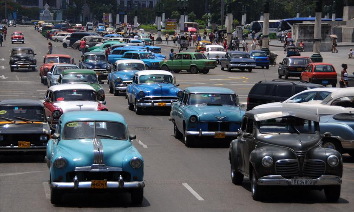 Taxis privados en La Habana.