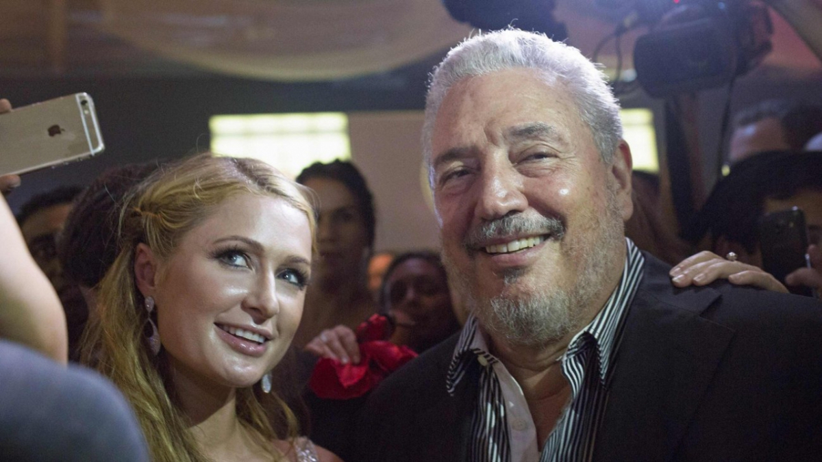 Fidel Castro Díaz-Balart junto a Paris Hilton. 