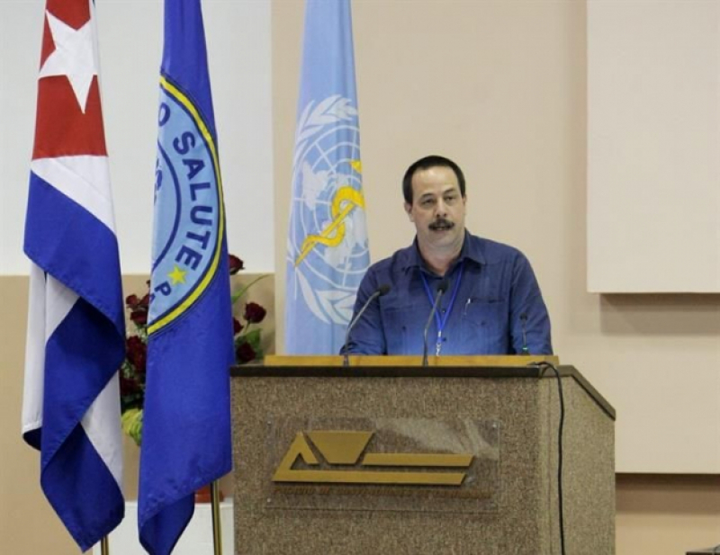 José Ángel Portal, ministro de Salud Pública de Cuba.
