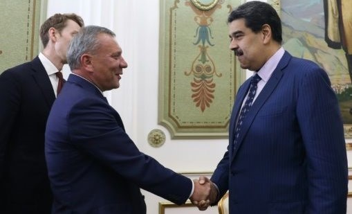 Yuri Borisov y Nicolás Maduro.