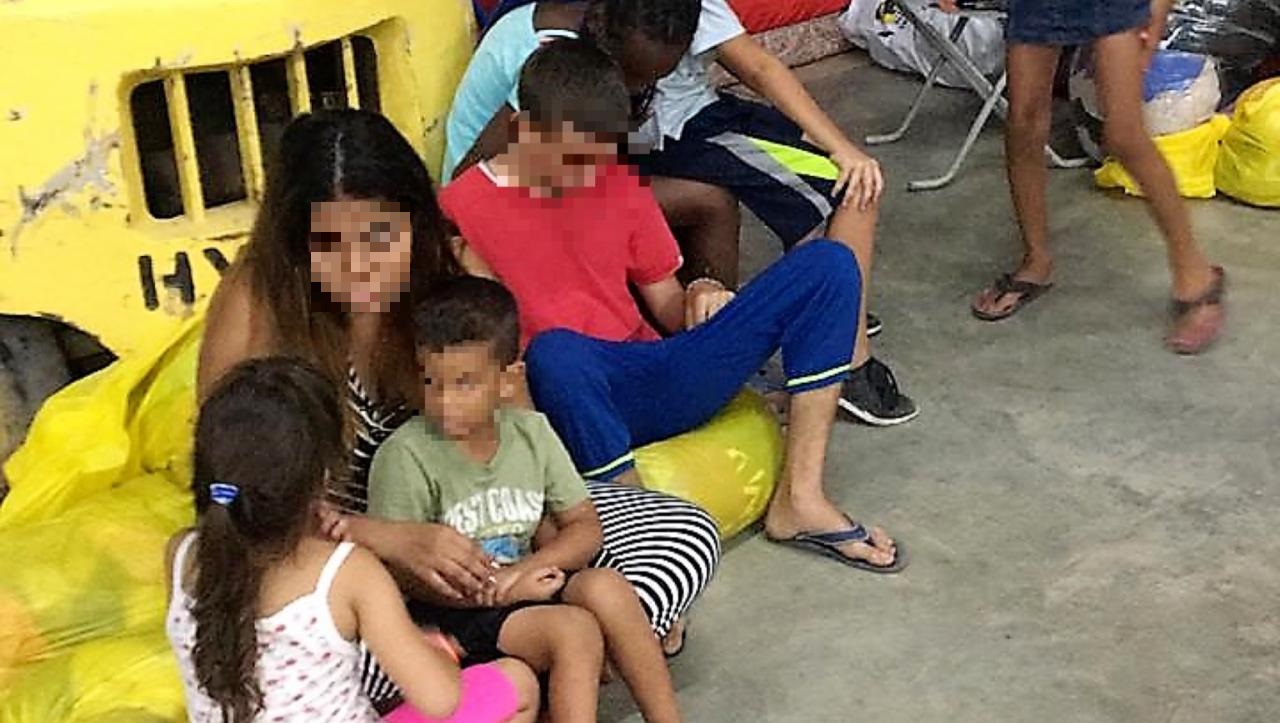 Niños emigrantes cubanos en el camino a EEUU.