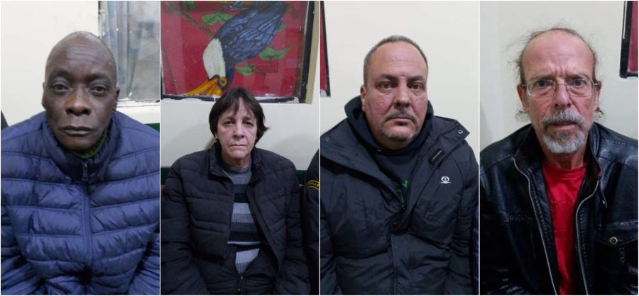 Cuatro cubanos detenidos en Bolivia con unos 13.000 dólares.