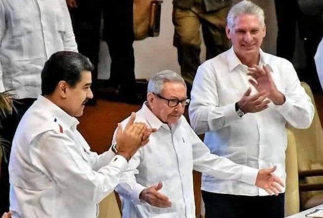 Nicolás Maduro, Raúl Castro y Miguel Díaz-Canel hoy en La Habana.