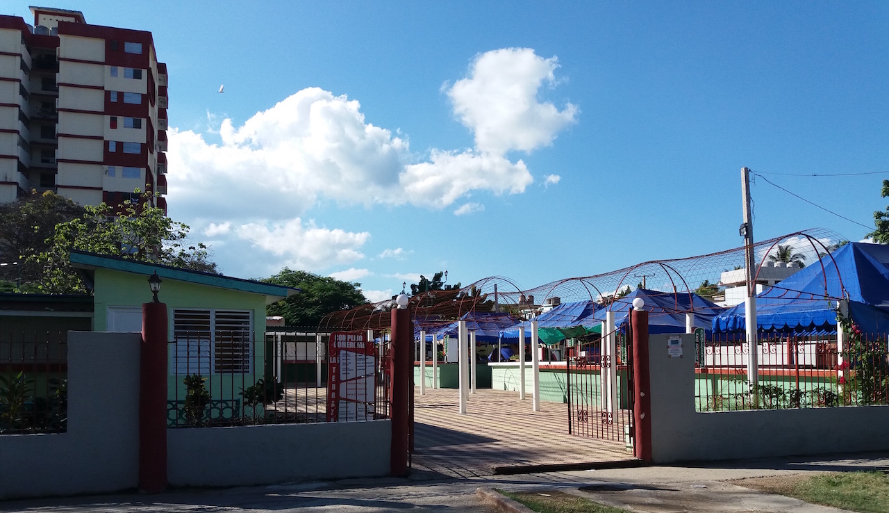 Mercado estatal La Terraza, en Guantánamo.
