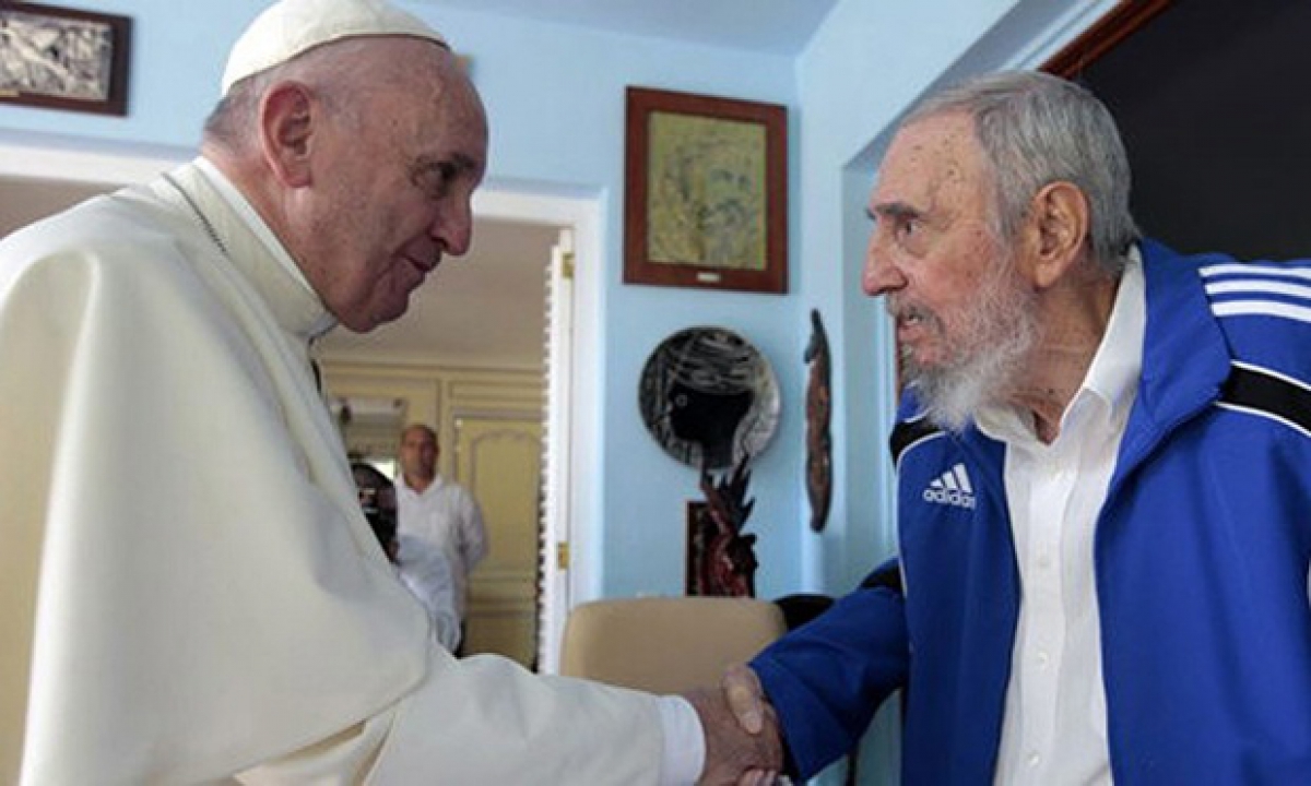 El papa Francisco y Fidel Castro en La Habana.
