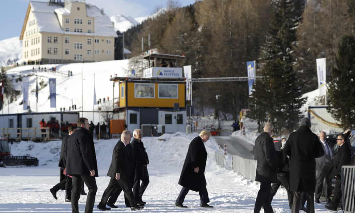 Líderes mundiales arriban al Foro Económico Mundial de Davos.