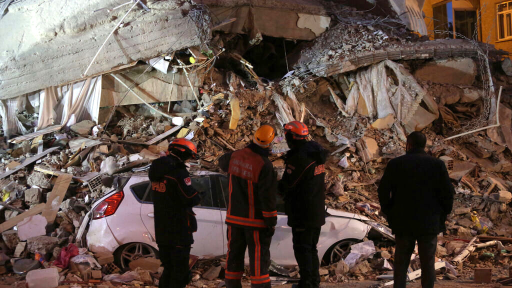 Destrozos del terremoto en Turquía.