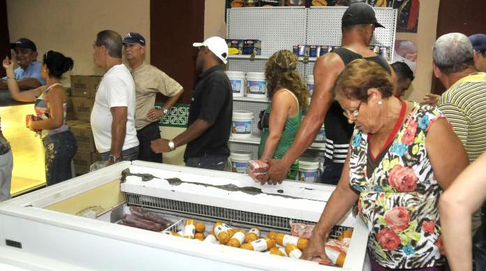 Tienda en divisas en Cuba.