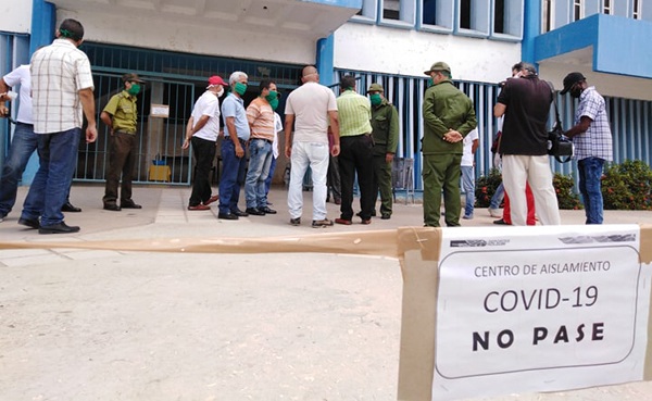 Centro de Aislamiento de pacientes contagiados por Covid-19 en Holguín.
