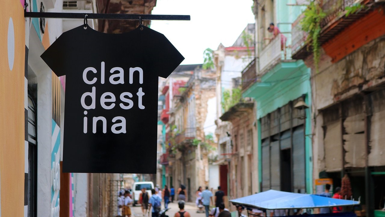 Tienda de Clandestina en La Habana.