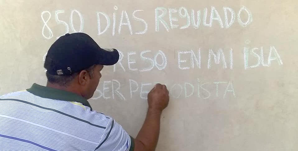 El periodista de DDC Osmel Ramírez, al cumplir 850 días regulado.