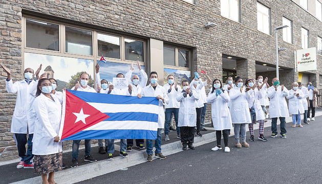 Médicos cubanos enviados a Andorra.