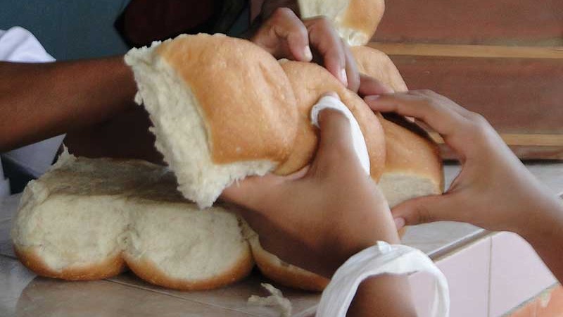 Pan de la bodega en Cuba. 