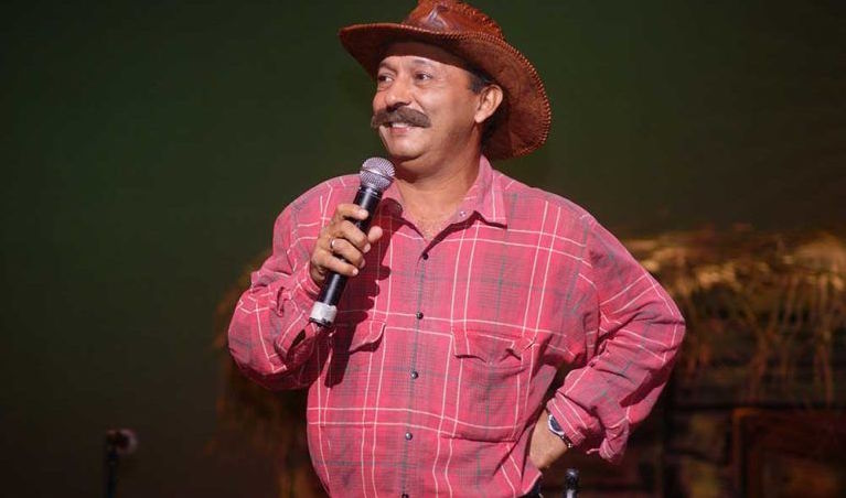 El humorista cubano Nelson Gudín durante un espectáculo. 