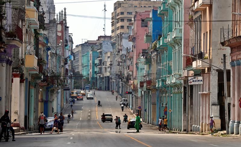 Calle Reina en La Habana.