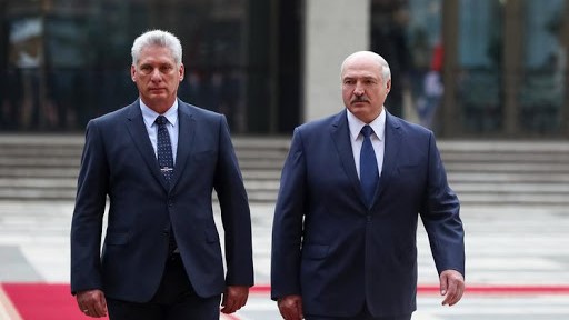 Díaz-Canel y Lukashenko durante una visita del primero a Bielorrusia, en 2019.