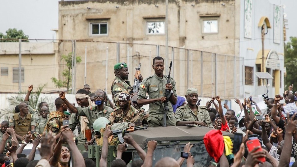 Tropas rebeldes en Bamako este martes.