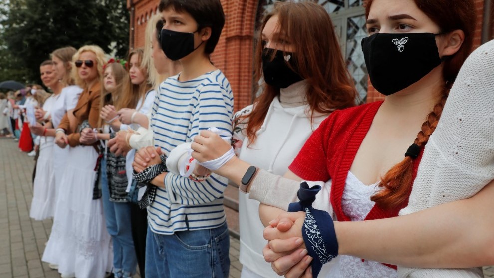 Protestas pacíficas en Minsk.