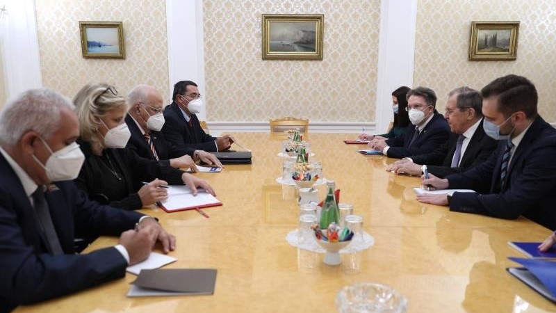 Reunión entre las delegaciones de Cabrisas y Lavrov en Moscú.