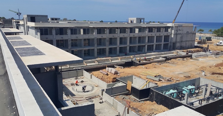 La construcción de un nuevo hotel de Meliá en Trinidad avanza a pesar del Covid-19.