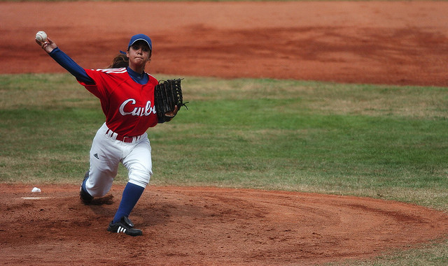 Una pitcher del equipo Cuba