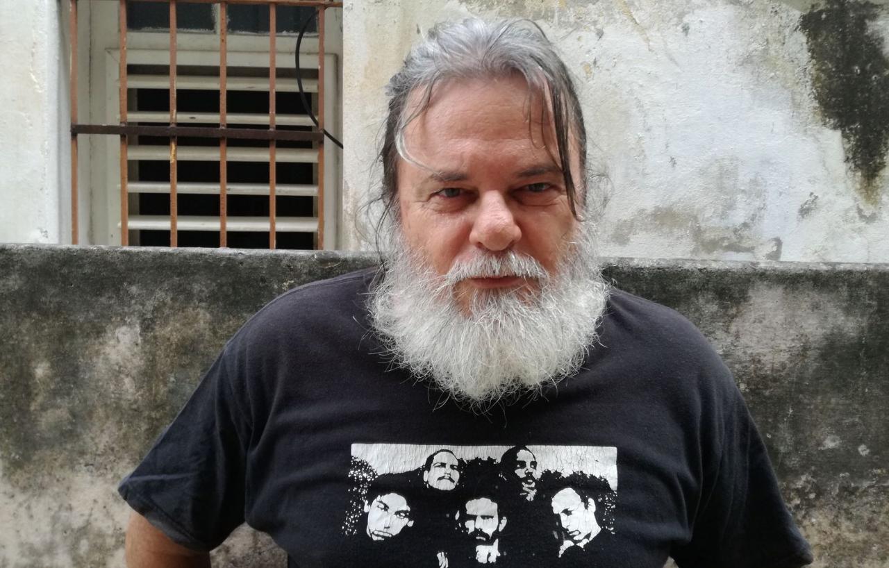 El escritor cubano Eduardo del Llano.