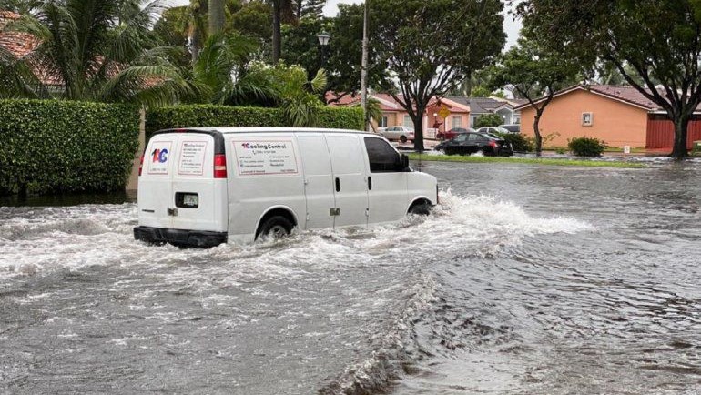 Inundaciones en la zona de Miami-Lakes.