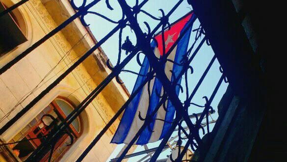 Bandera cubana en la sede del Movimiento San Isidro. 
