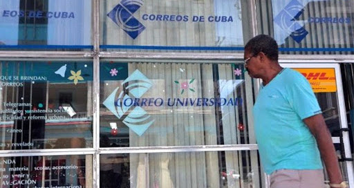 Oficina de Correos de Cuba en La Habana.