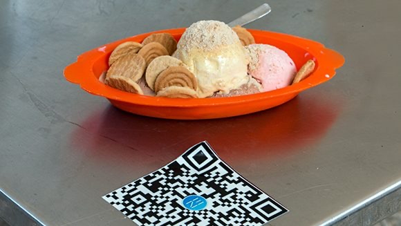 Un código QR para pagar en la heladería Coppelia.