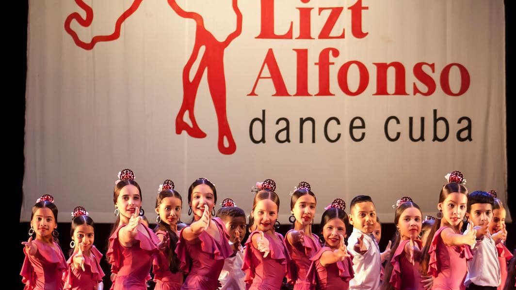 Niños de Lizt Alfonso Dance Cuba.