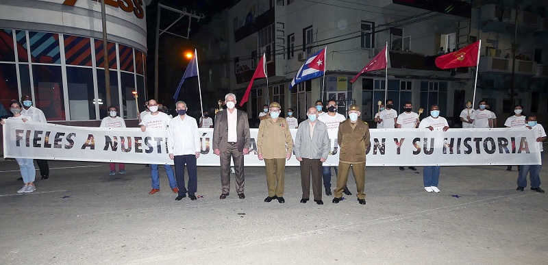 Raúl Castro, Miguel Díaz-Canel y otros históricos del régimen cubano el 27 de enero en La Habana.