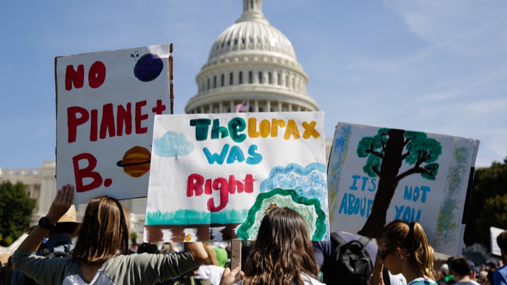Activistas medioambientales frente al Capitolio de Washington. 