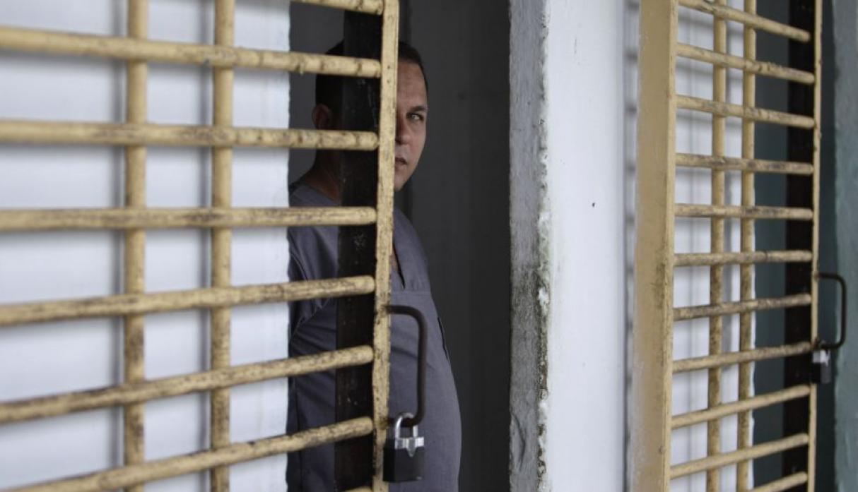 Prisionero en una cárcel cubana.
