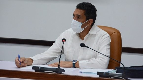 El ministro de Transporte de Cuba, Eduardo Rodríguez Dávila.