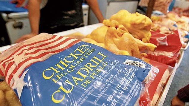Pollo estadounidense comprado por el Estado cubano. 