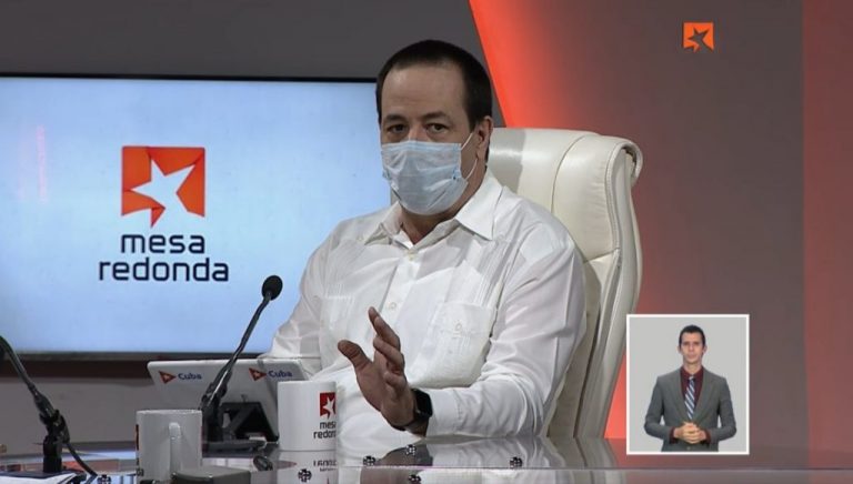 El ministro de Salud Pública, José Ángel Portal Miranda, en la 'Mesa Redonda' del jueves..