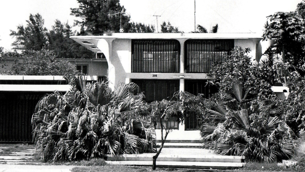 Casa de Higinio Miguel, conocida como Casa del Río, construida en 1958.