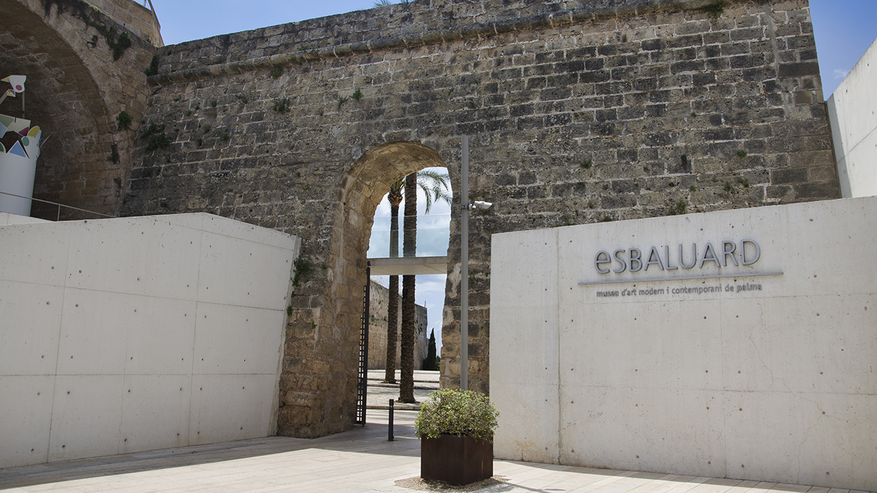 El Museo de Arte Moderno y Contemporáneo Es Baluard, en Palma de Mallorca.