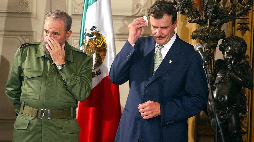 Los mandatarios Fidel Castro y Vicente Fox.