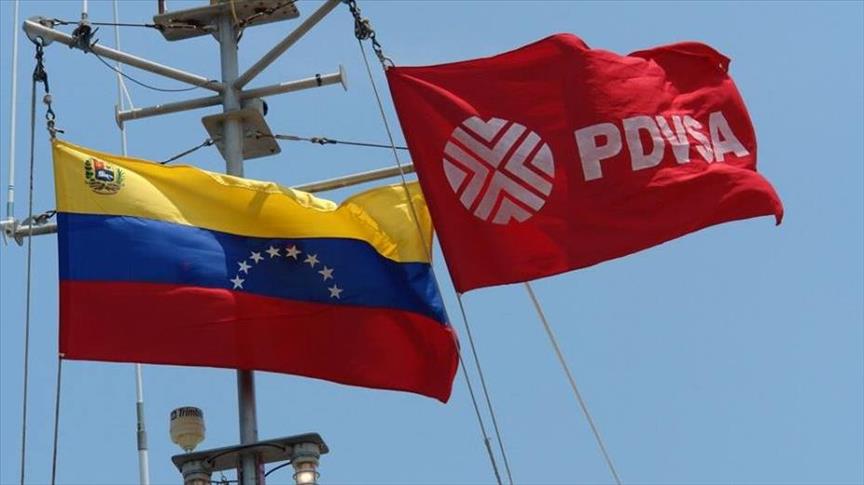 Banderas de Venezuela y PDVSA.