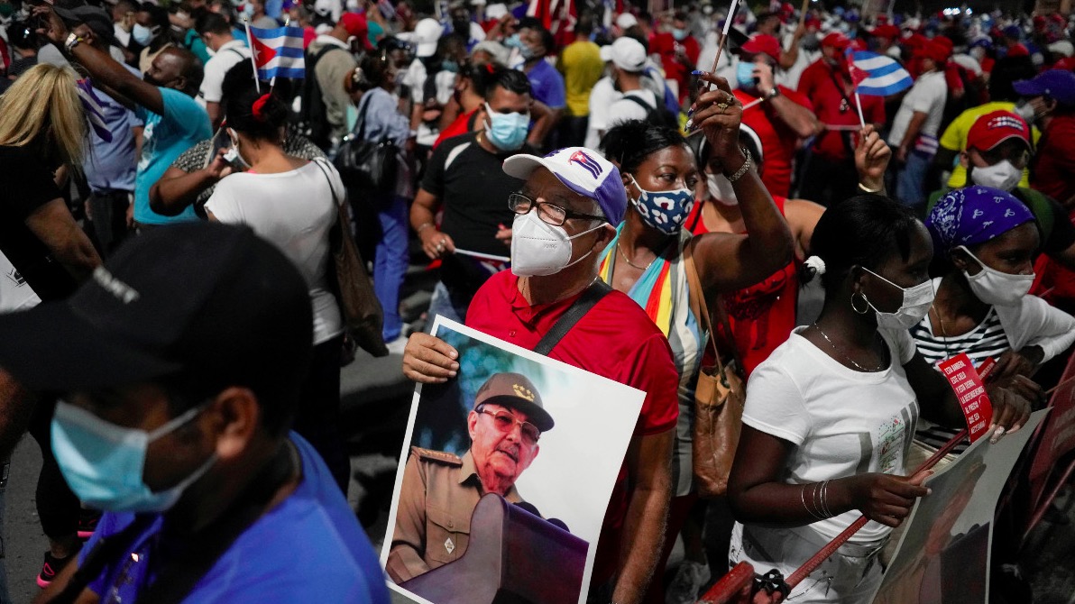 El Gobierno cubano convoca a una concentración en medio del pico de la pandemia.