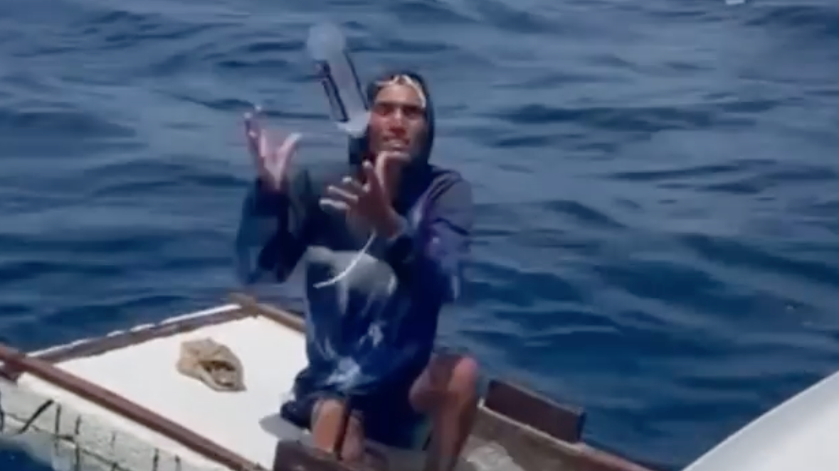 El balsero cubano rescatado tras diez días a la deriva.