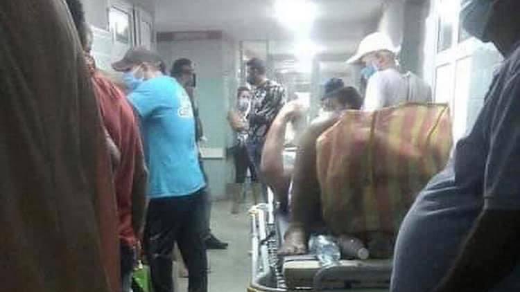 Pasillo de un hospital en Cuba.