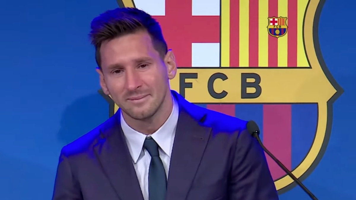 Lionel Messi llora al despedirse del Barça.