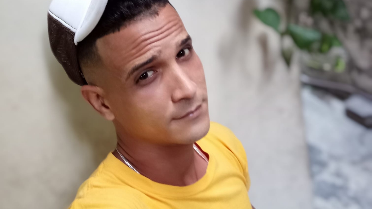El 'barbero cubano que no pela chivatos', Richard García.