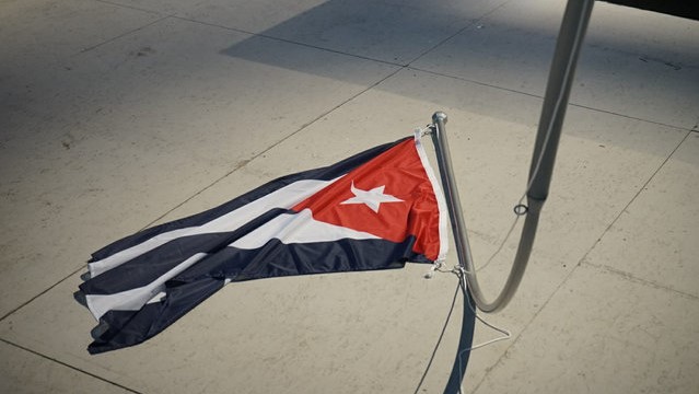 Tener la culpa. Versión #2: Cuba, del artista cubano Jesús Hdez-Güero